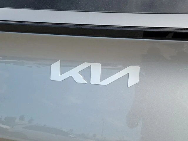 Certified Used 2026 Steel Gray Kia LX image 27