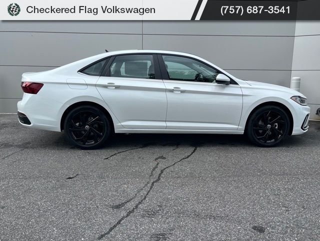 2026 Volkswagen Jetta SE - Photo 23