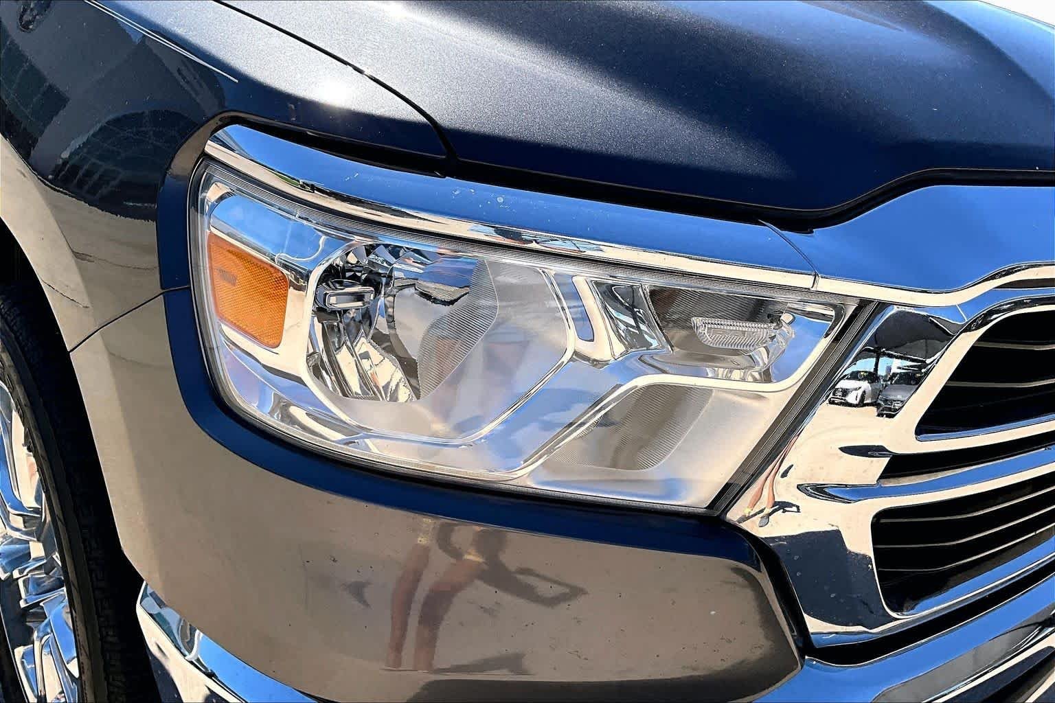 Used 2020 Granite Crystal Metallic Clearcoat Ram Big Horn image 12