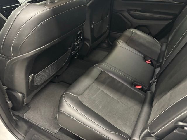 2023 Jeep Grand Cherokee Altitude - Photo 11