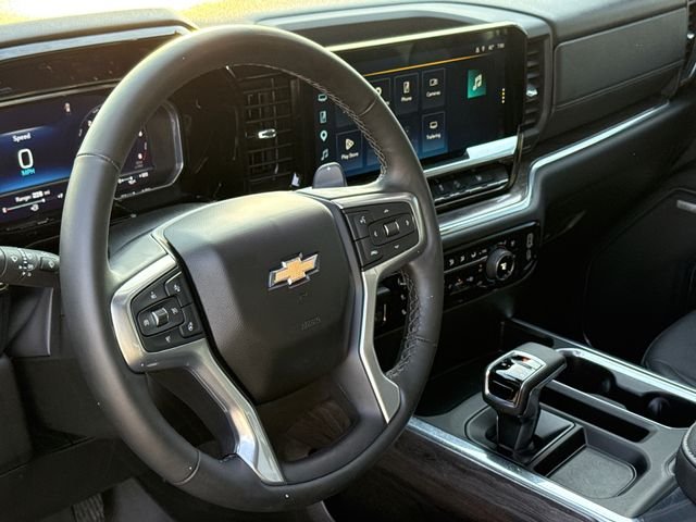 Used 2025 Black Chevrolet LTZ image 16