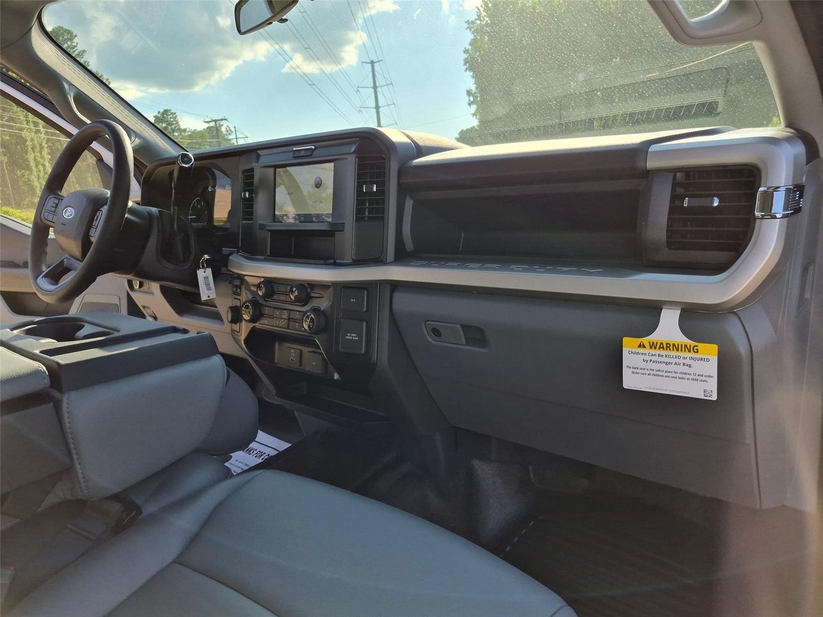 New 2026 Oxford White Ford F-250® XL image 32