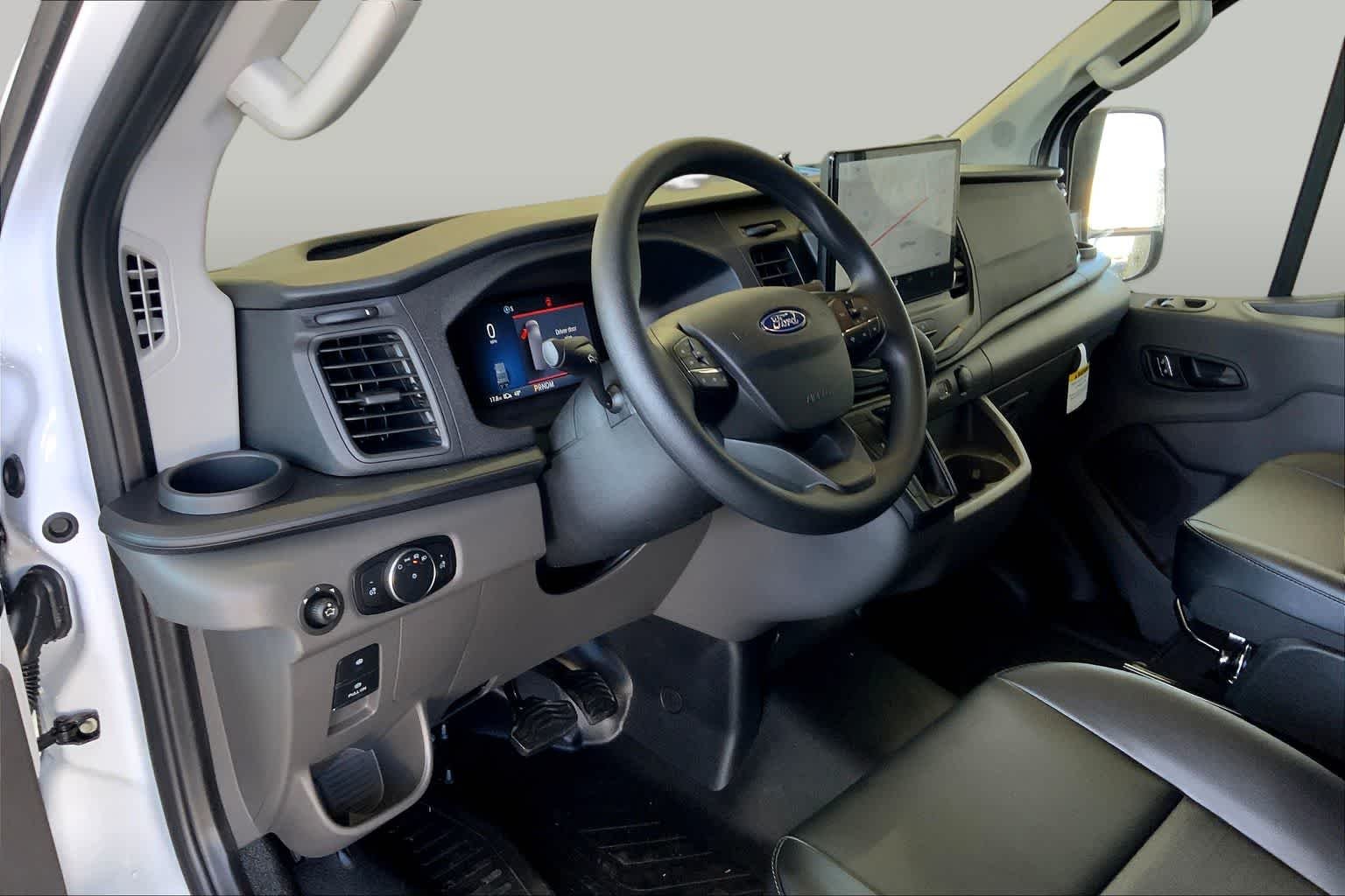 New 2026 Oxford White Ford Cargo Van image 6