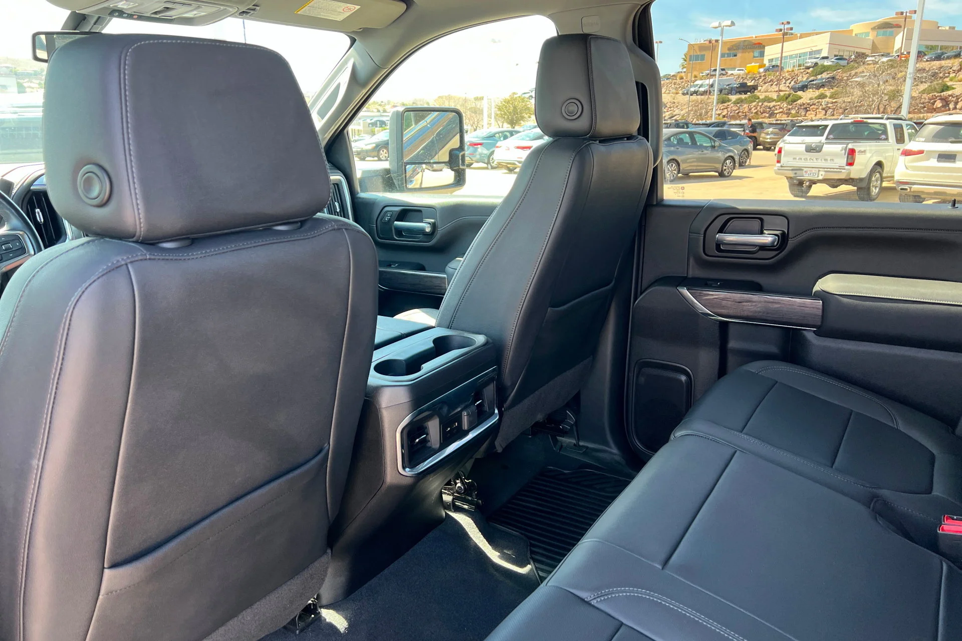 2022 Chevrolet Silverado 3500HD LTZ - Photo 19