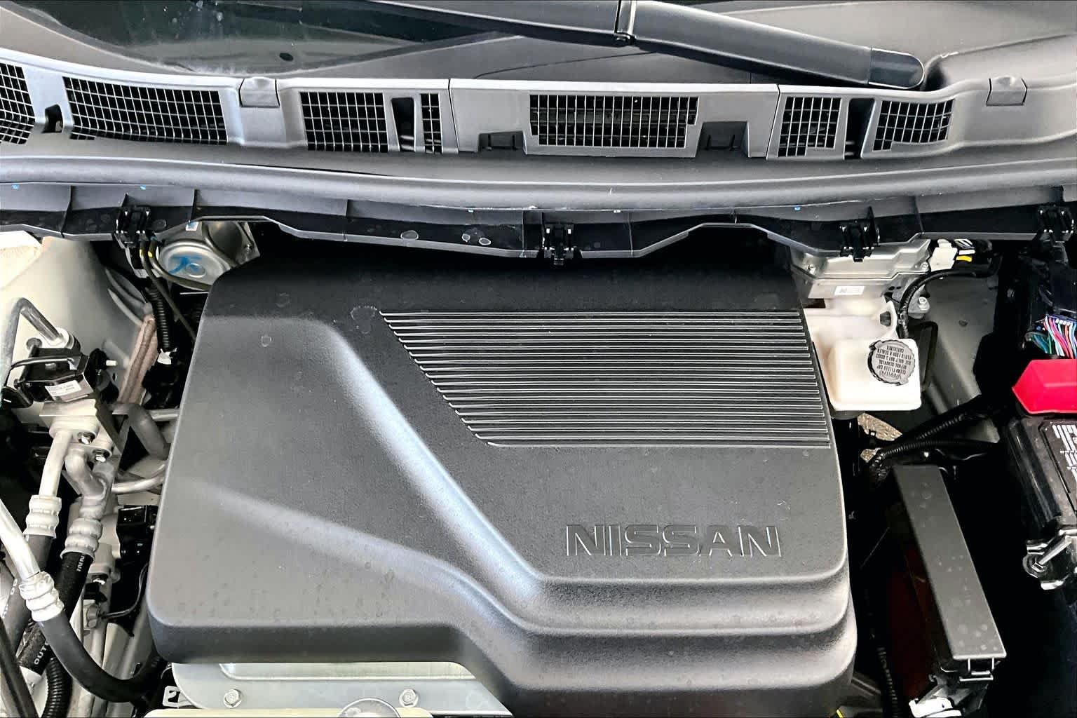 Certified Used 2025 Pearl White Tricoat Nissan SV PLUS image 31