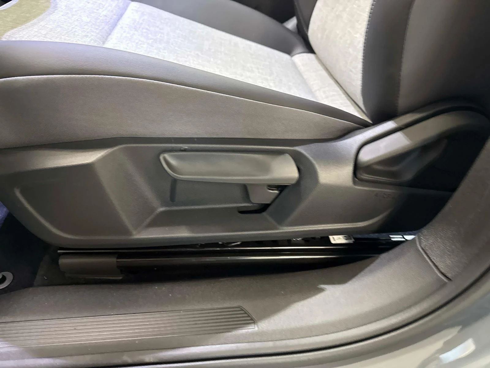 2025 Volkswagen ID.4 PRO - Photo 20