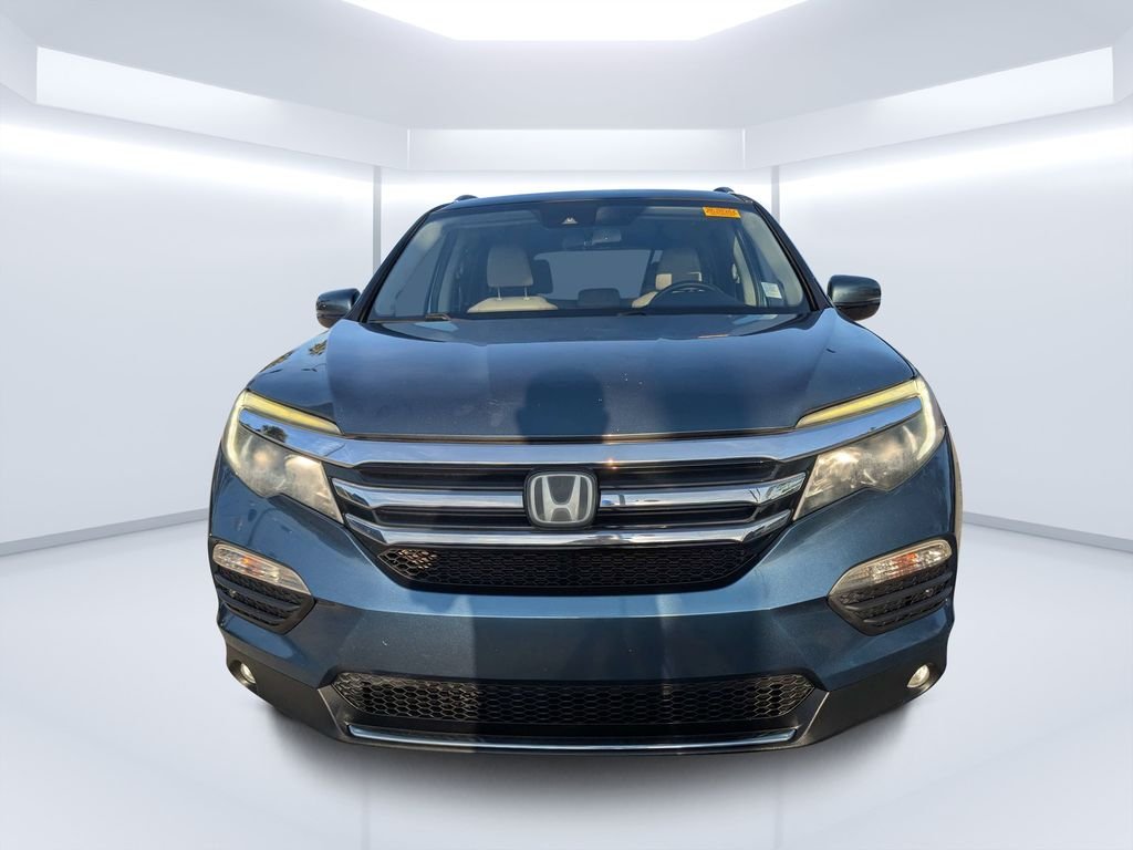 Used 2016 Blue Honda Touring image 8