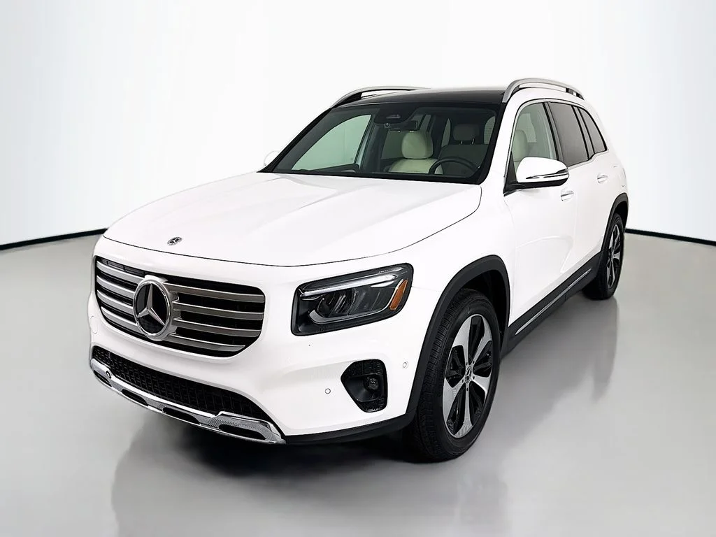 Certified Used 2025 Polar White Mercedes-Benz GLB 250 image 1