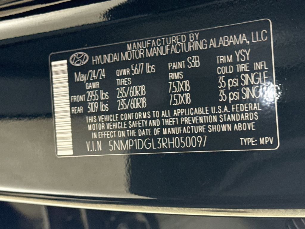 Used 2024 Phantom Black Hyundai SE image 29