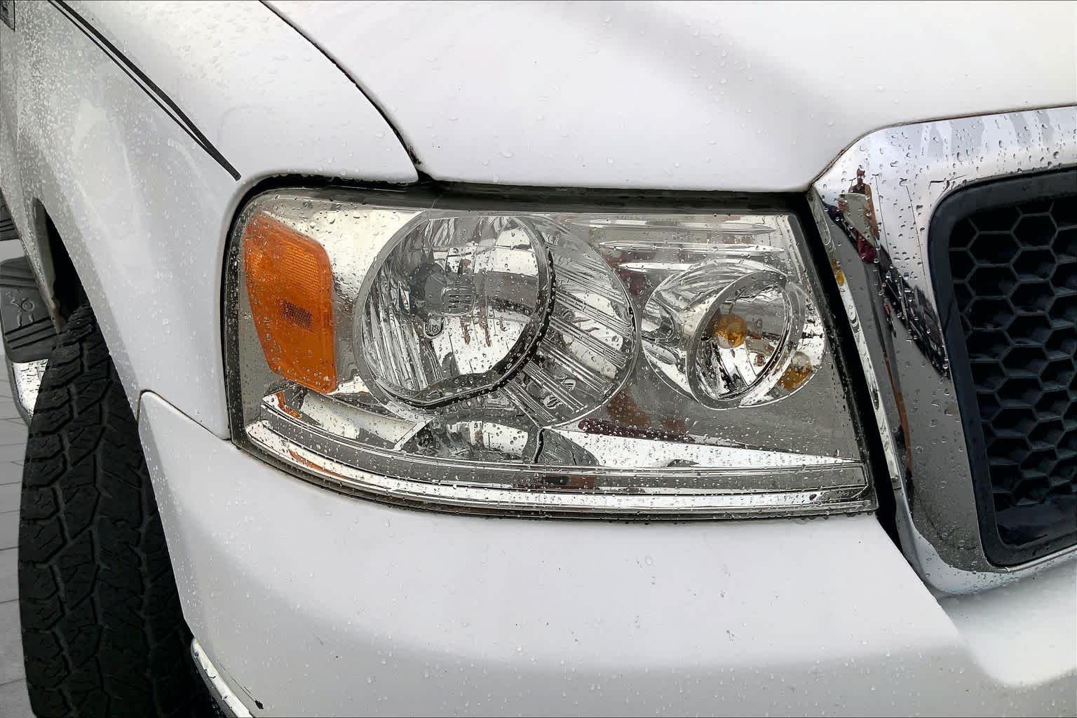 Used 2008 Oxford White Ford XLT image 24