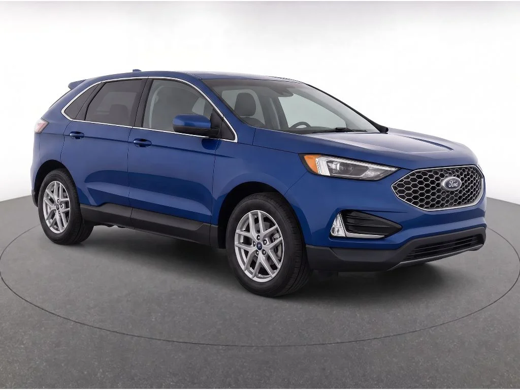 Certified Used 2023 Atlas Blue Ford SEL image 2