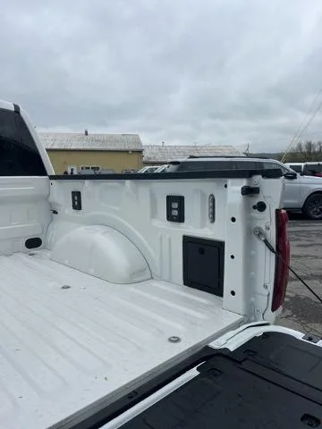 New 2026 Star White Metallic Tri-Coat Ford Lariat® image 97