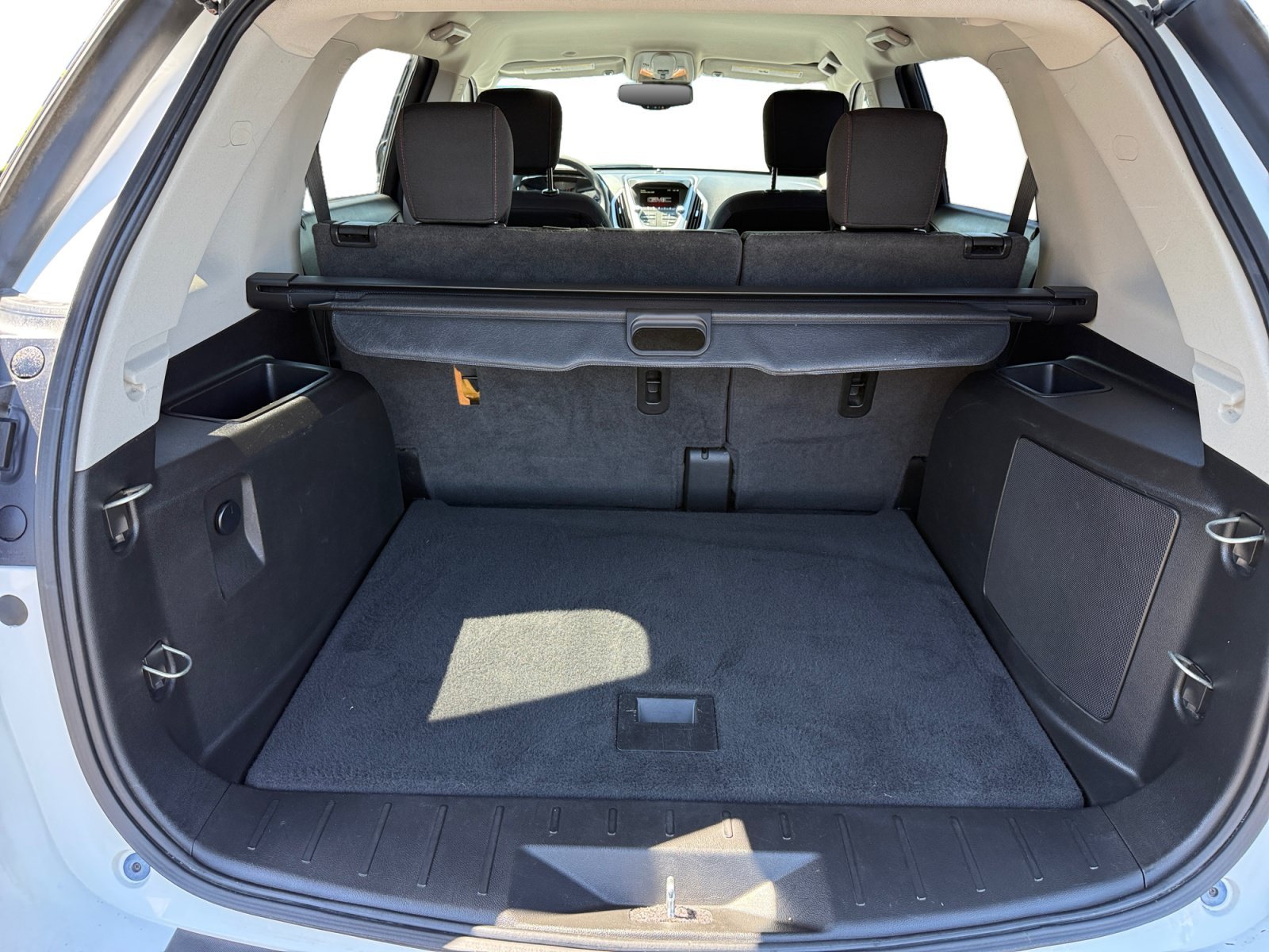 Used 2015 Summit White GMC SLE-1 image 17