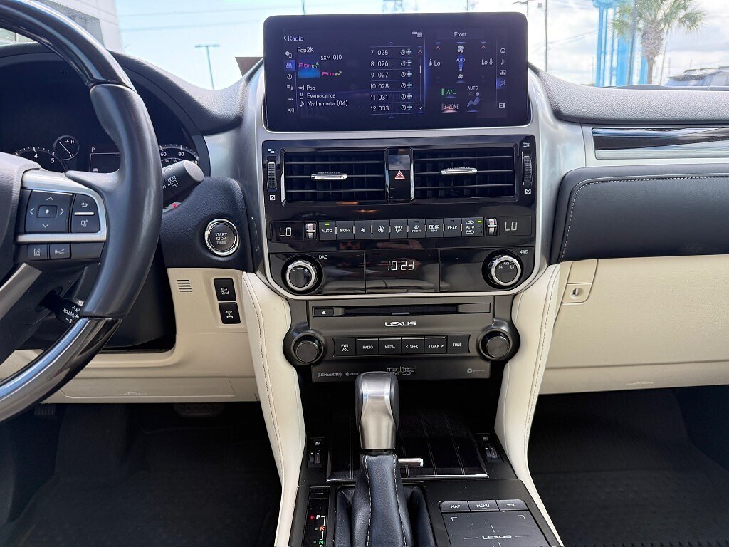 Used 2023 CAVIAR Lexus Base image 15