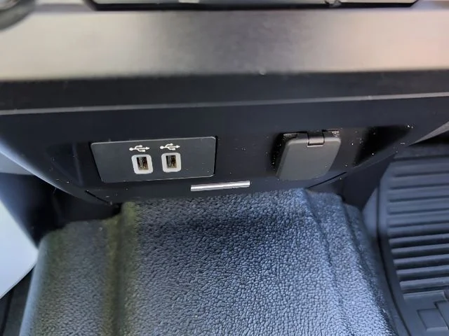 Used 2017 Gray Ford XL image 30