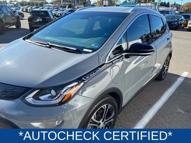 Used 2021 SLATE GRAY METALLIC Chevrolet Premier image 2