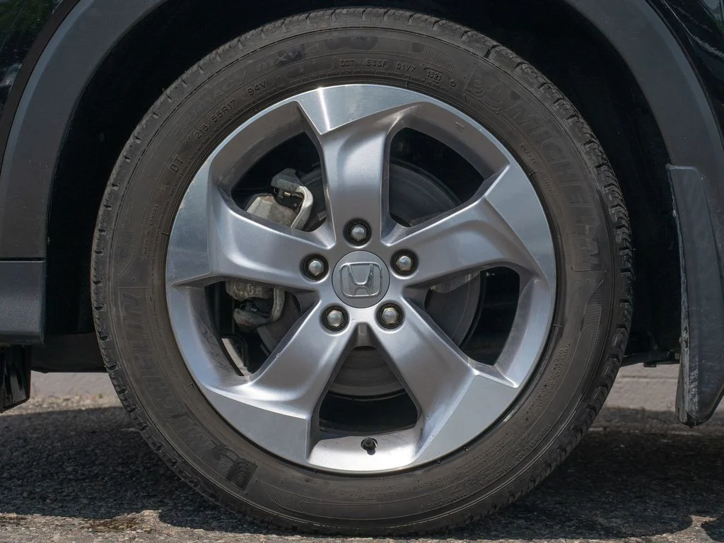 Used 2022 Black Honda LX image 12
