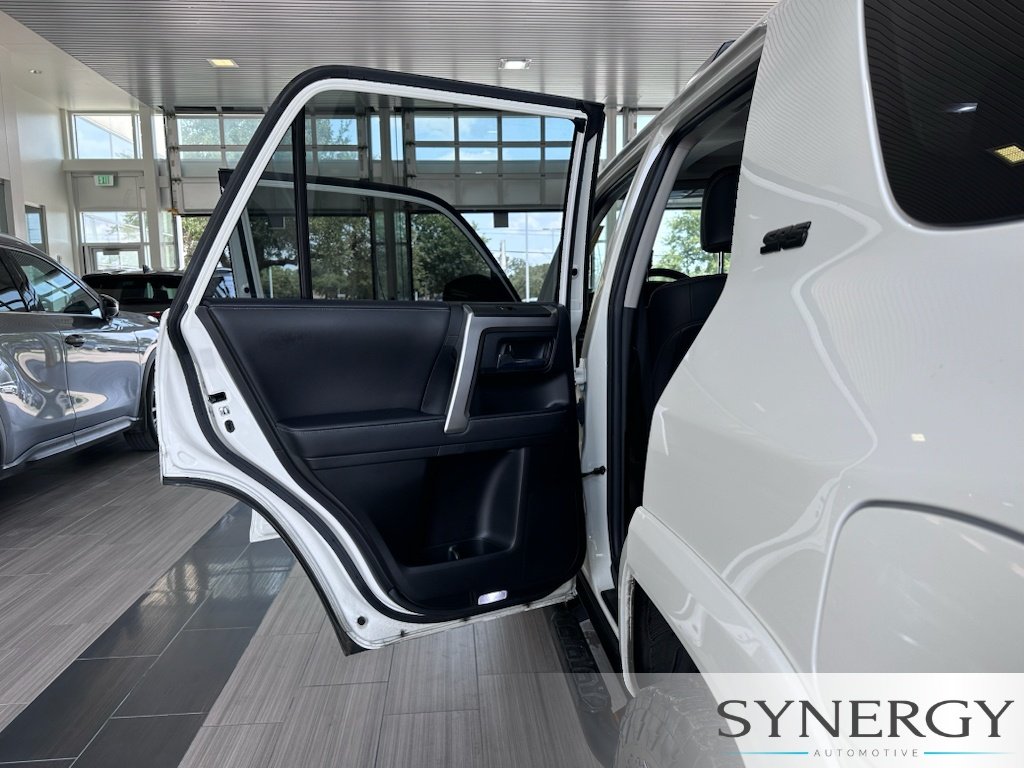 Used 2023 Ice Cap Toyota SR5 Premium image 29