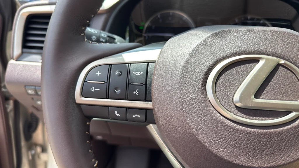 Used 2018 Beige Lexus 350 image 22