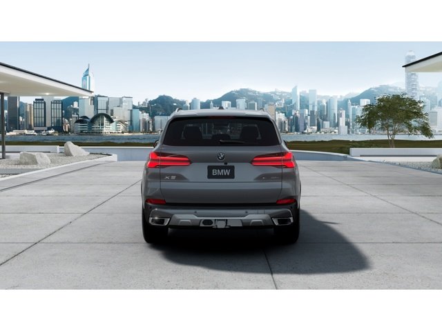 New 2026 Skyscraper Grey Metallic BMW  image 5