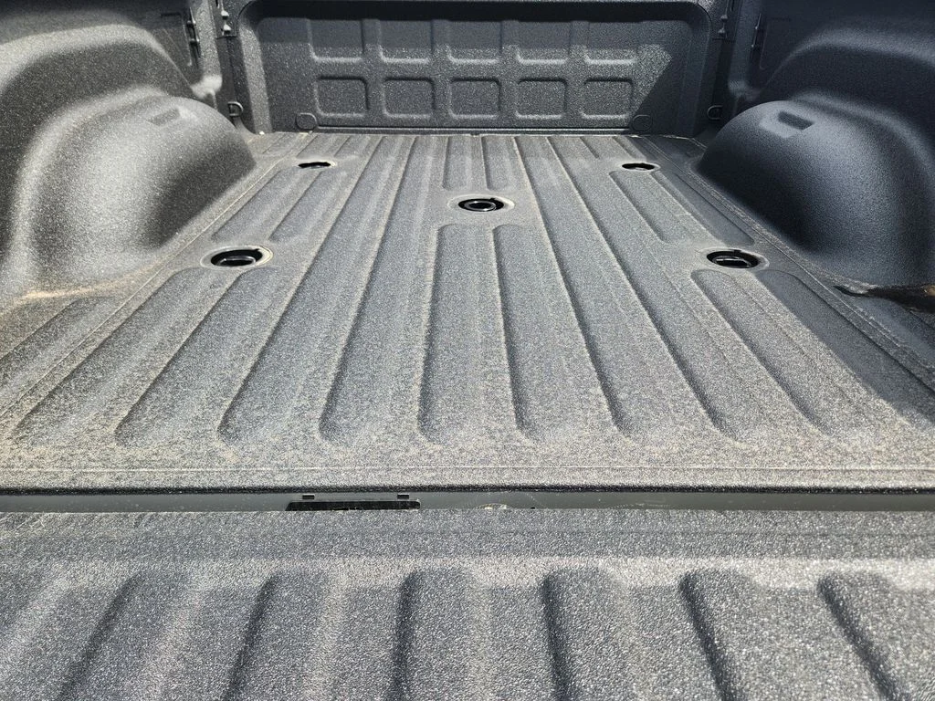 New 2026 Ceramic Gray Clearcoat RAM Tradesman image 23