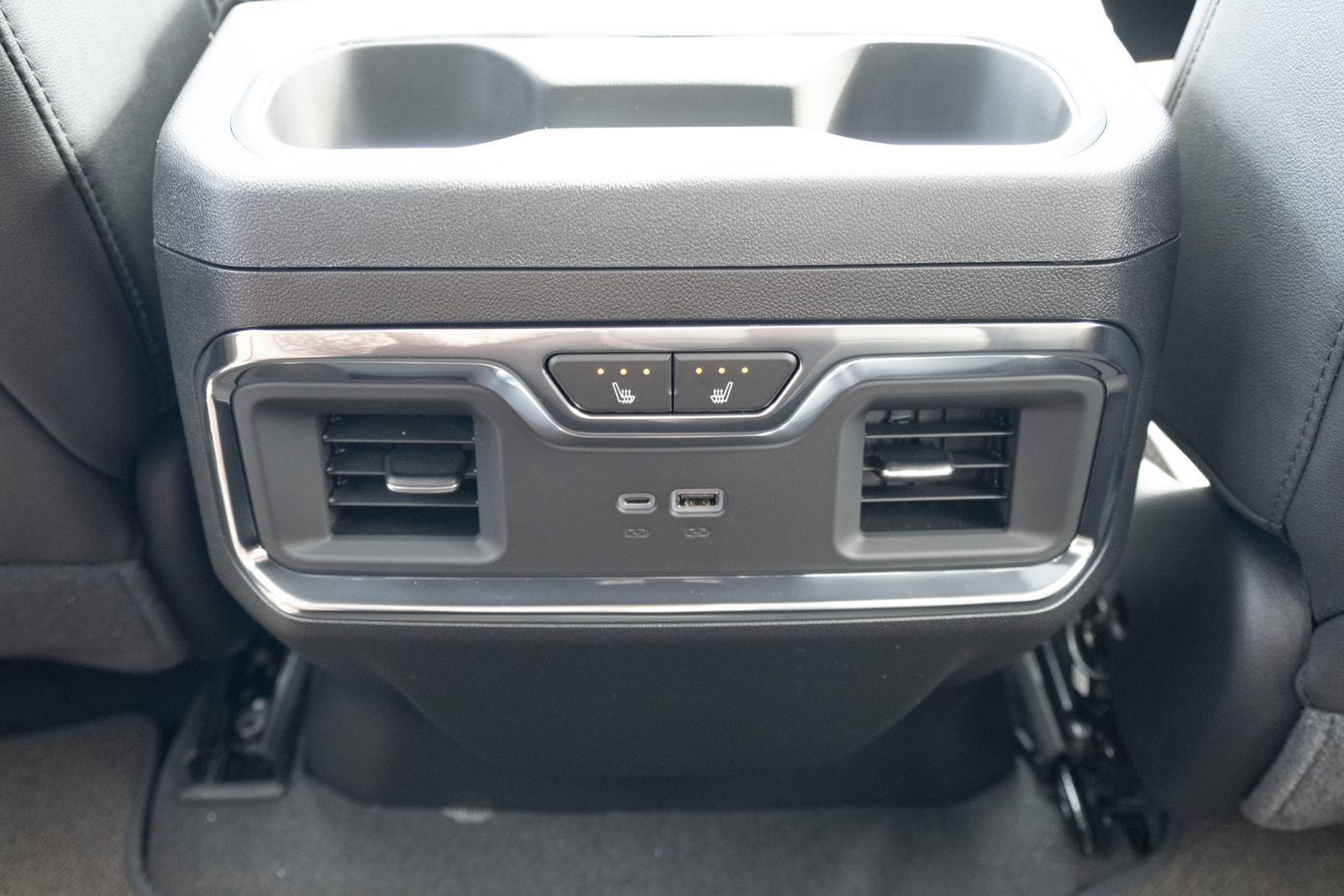 New 2026 Polar White Tricoat Chevrolet High Country image 20