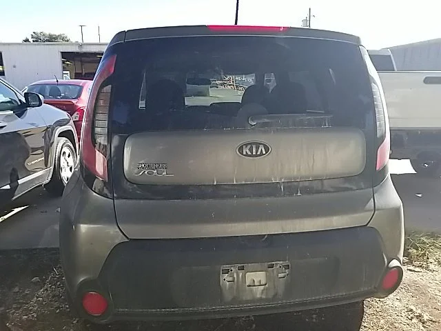 Used 2015 Gray Kia Base image 17