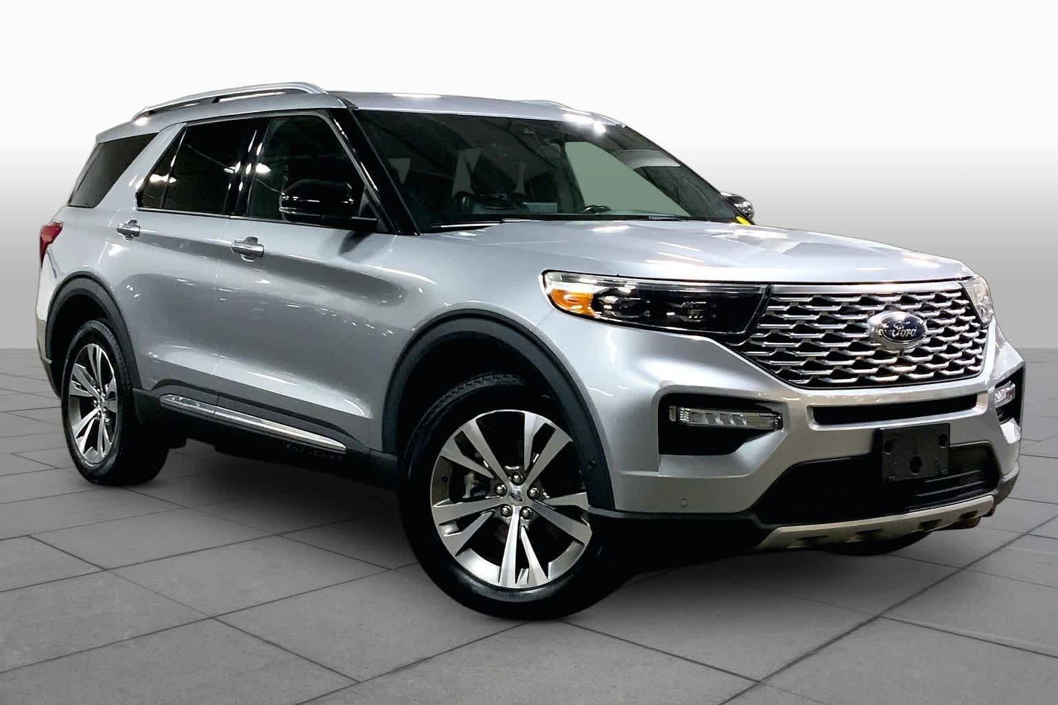 Used 2020 Iconic Silver Metallic Ford Platinum image 3
