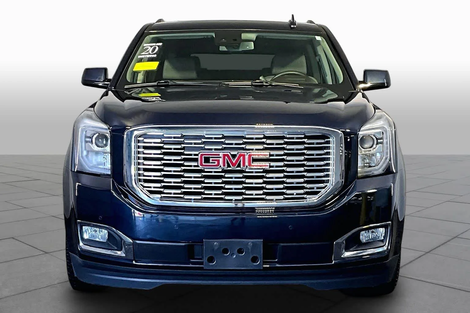 Used 2020 Dark Sapphire Blue Metallic GMC Denali image 4