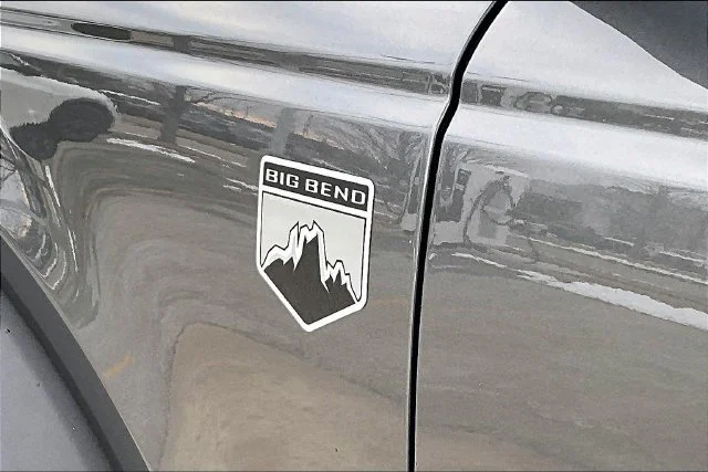 Used 2025 Carbonized Gray Metallic Ford Big Bend image 9