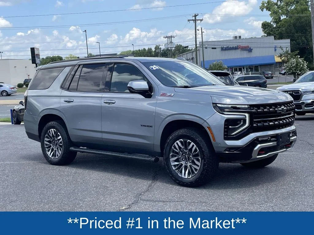 Used 2025 Gray Chevrolet Z71 image 2