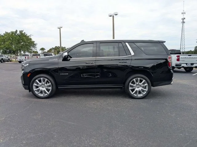 Used 2022 Black Chevrolet High Country image 6