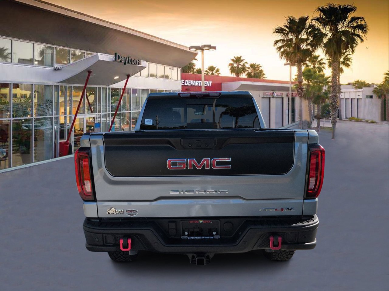 Used 2026 Sterling Metallic GMC AT4X image 4
