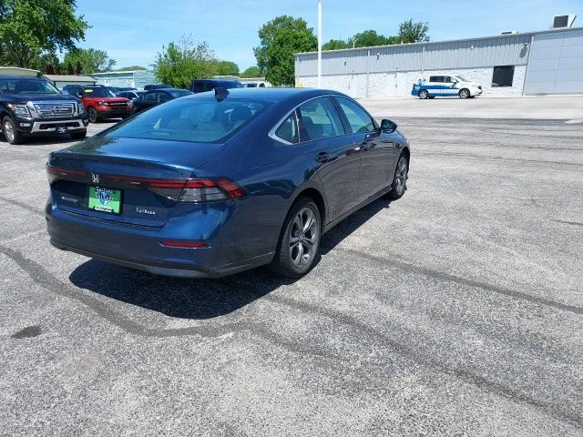 Used 2024 Blue Honda EX image 4