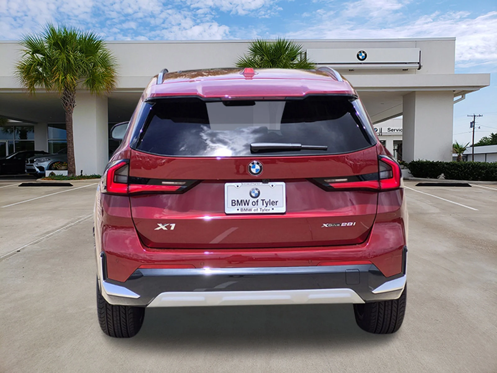New 2026 Vegas Red Metallic BMW xDrive28i image 5