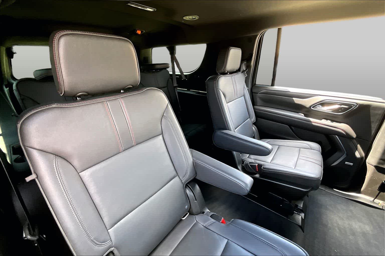 Used 2021 Midnight Blue Metallic Chevrolet RST image 18