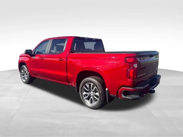 Used 2023 RADIANT RED TINTCOAT Chevrolet RST image 3