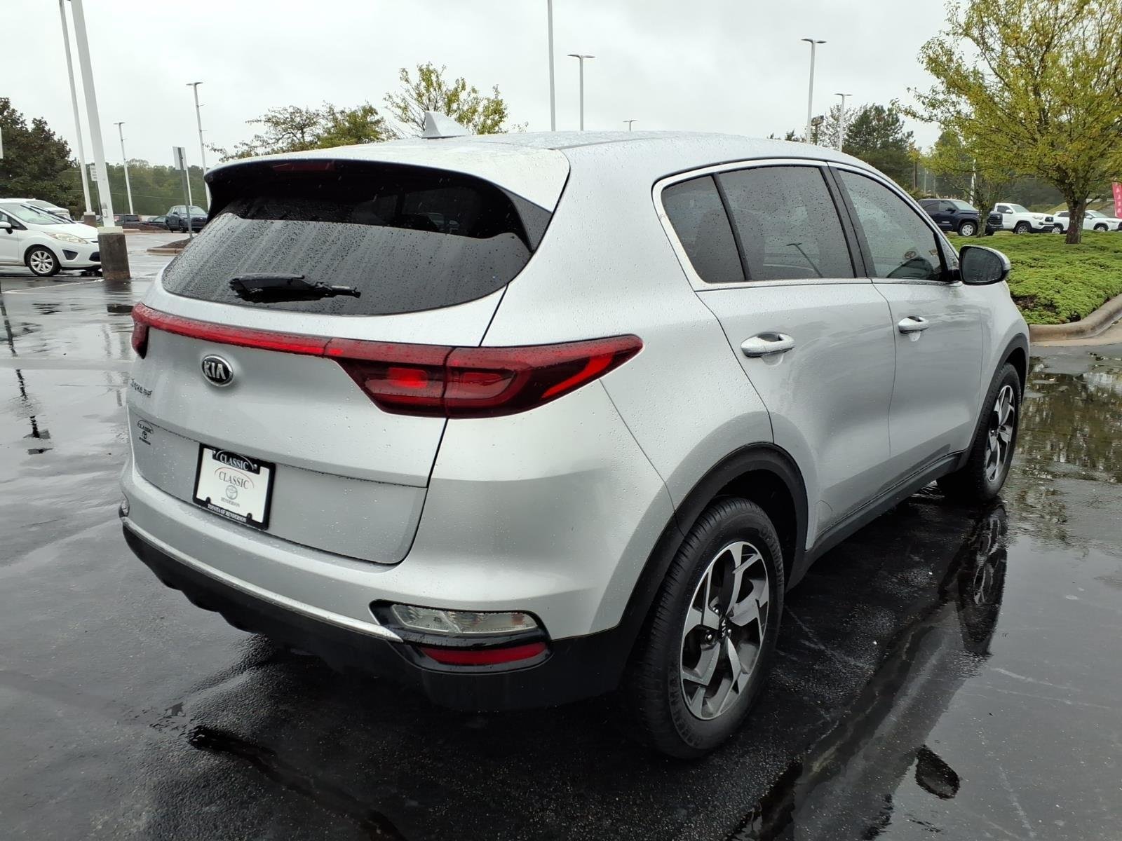 Used 2021 Snow White Pearl Kia LX image 2