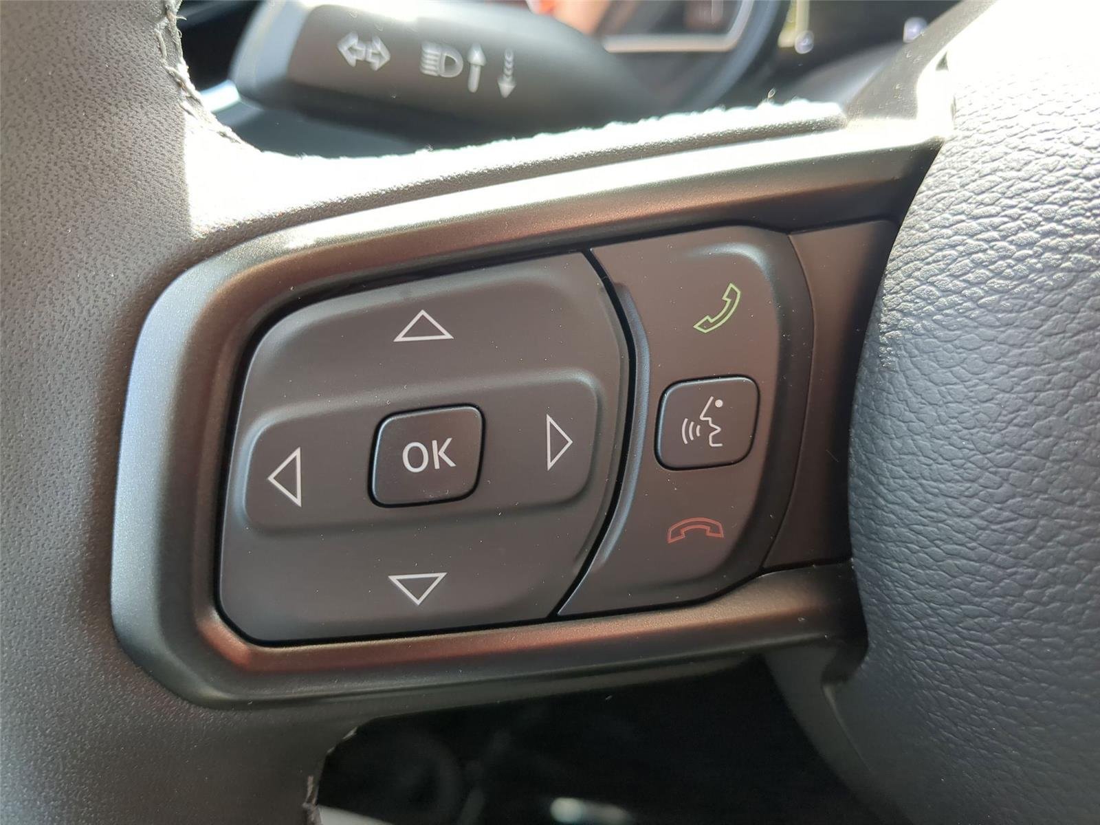 New 2026 Bright White Clearcoat Jeep Sahara image 15