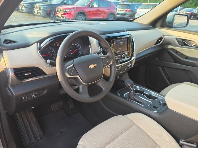 2023 Chevrolet Traverse LS - Photo 31