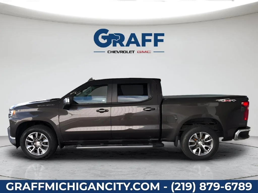 Used 2022 OXFORD BROWN METALLIC Chevrolet LT image 2