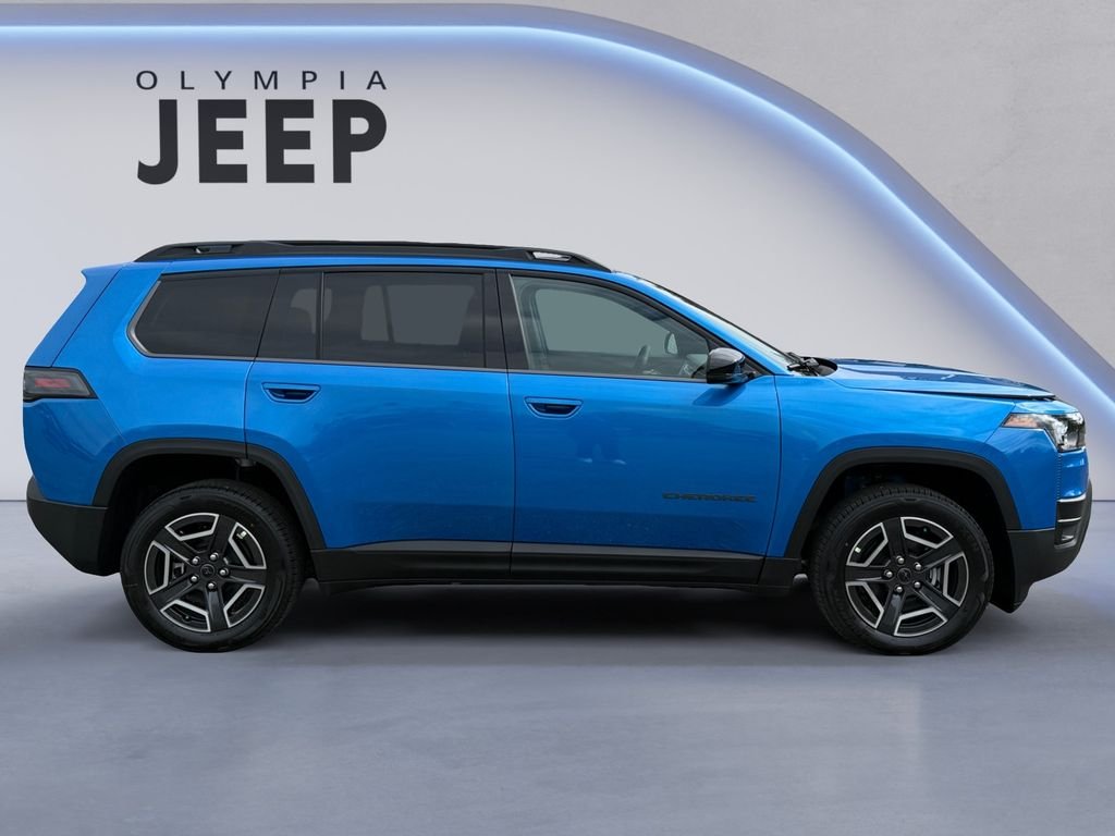 New 2026 Hydro Blue Pearl-Coat Exterior Paint Jeep Limited image 6