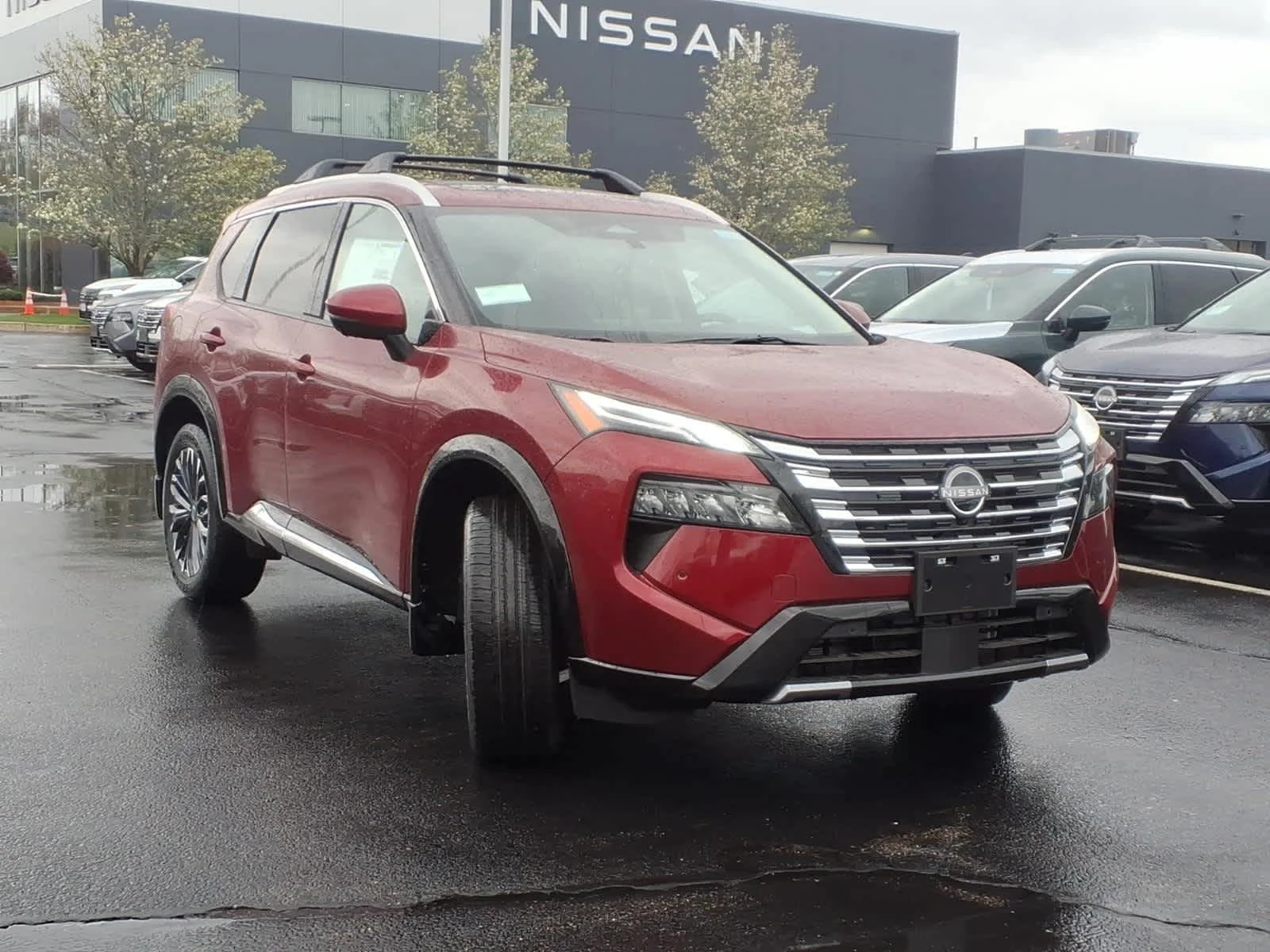 New 2026 Scarlet Ember Tintcoat Nissan Platinum image 2