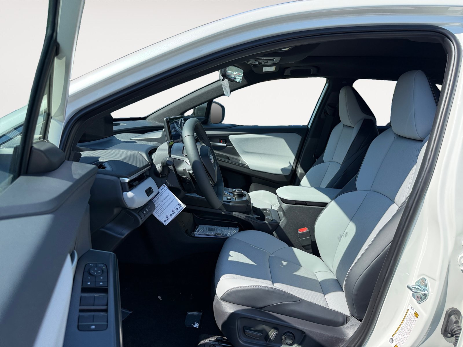 New 2026 CRYSTAL WHITE PEARL Subaru Touring image 10