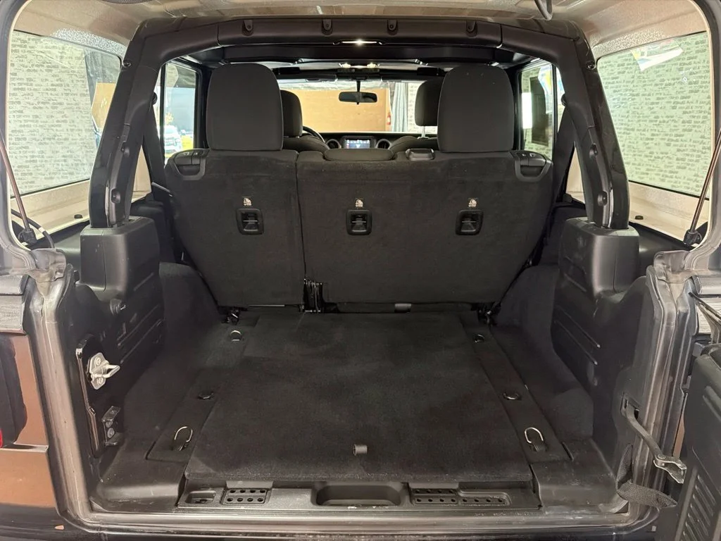 Used 2019 Black Clearcoat Jeep Unlimited Sport S image 13