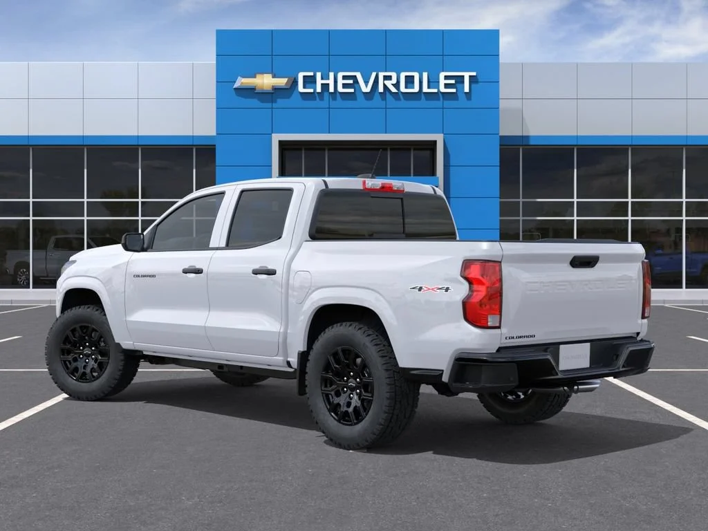 New 2026 Summit White Chevrolet WT image 3