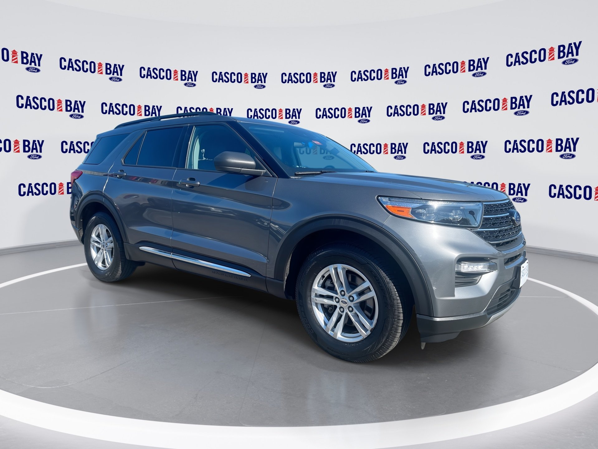 2021 Ford Explorer XLT 4WD's photo