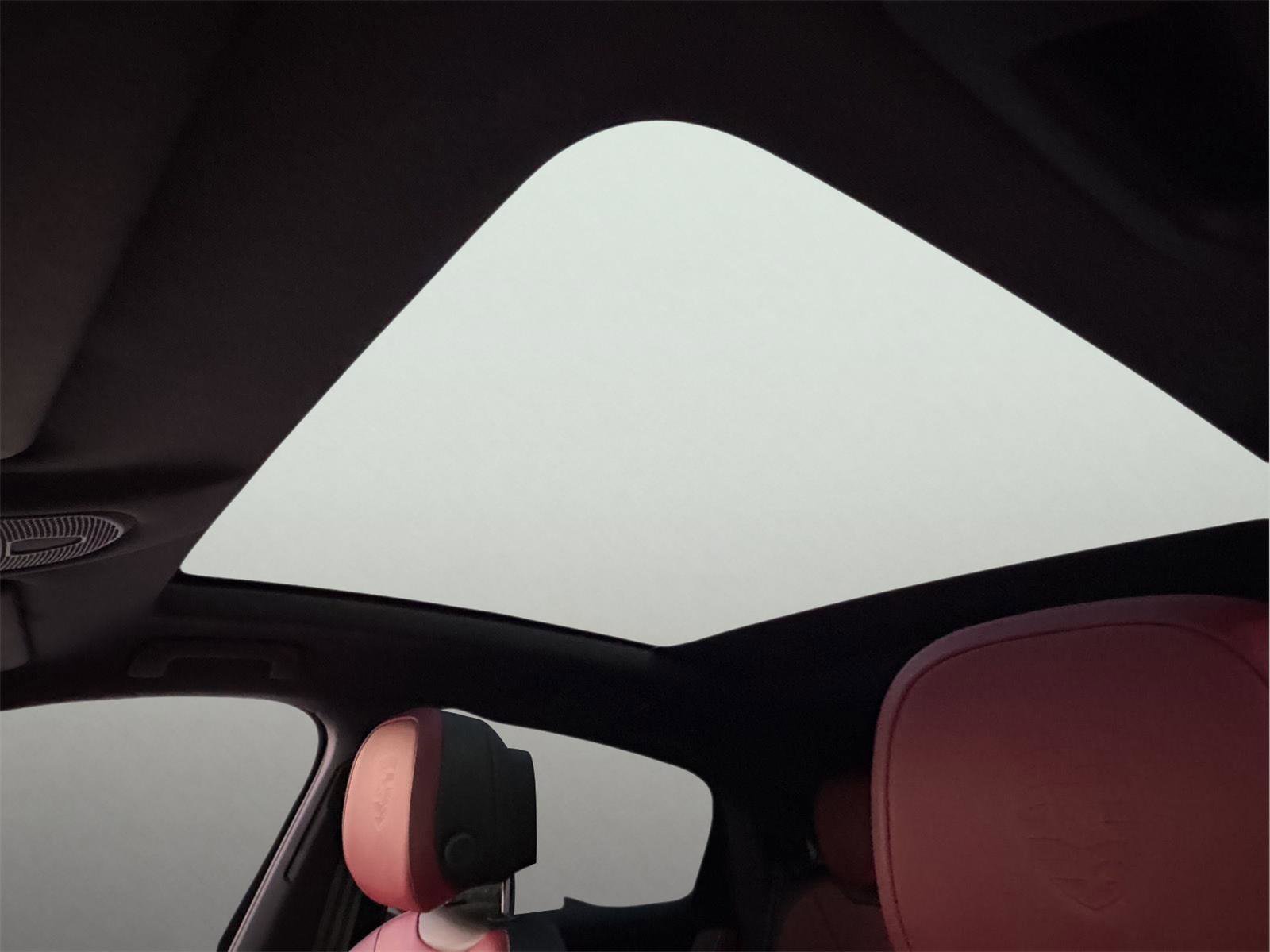 Used 2025 White Porsche  image 58