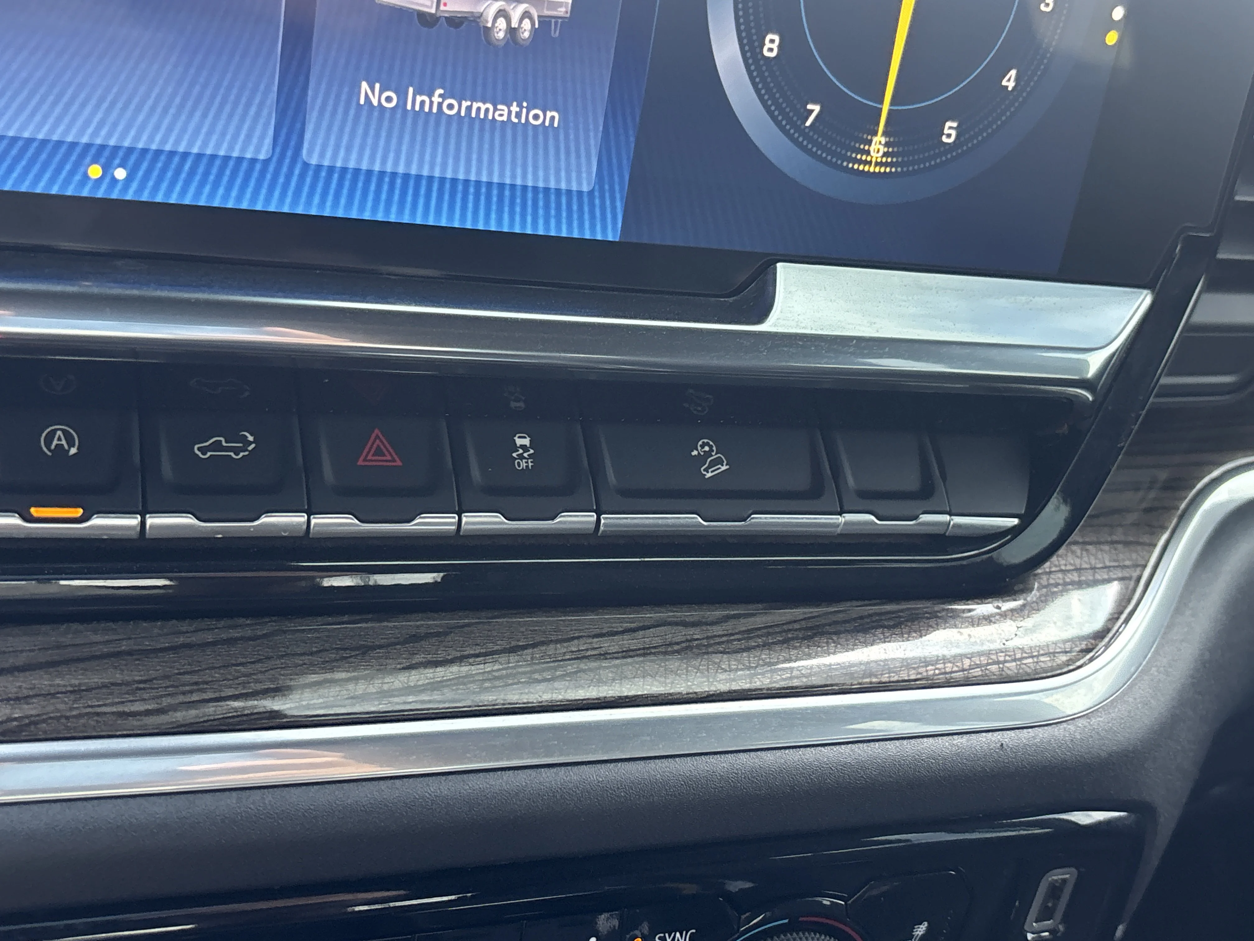 Used 2025 Summit White Chevrolet LT Trail Boss image 39