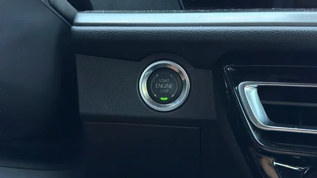 Used 2026 Summit White Chevrolet LT image 29